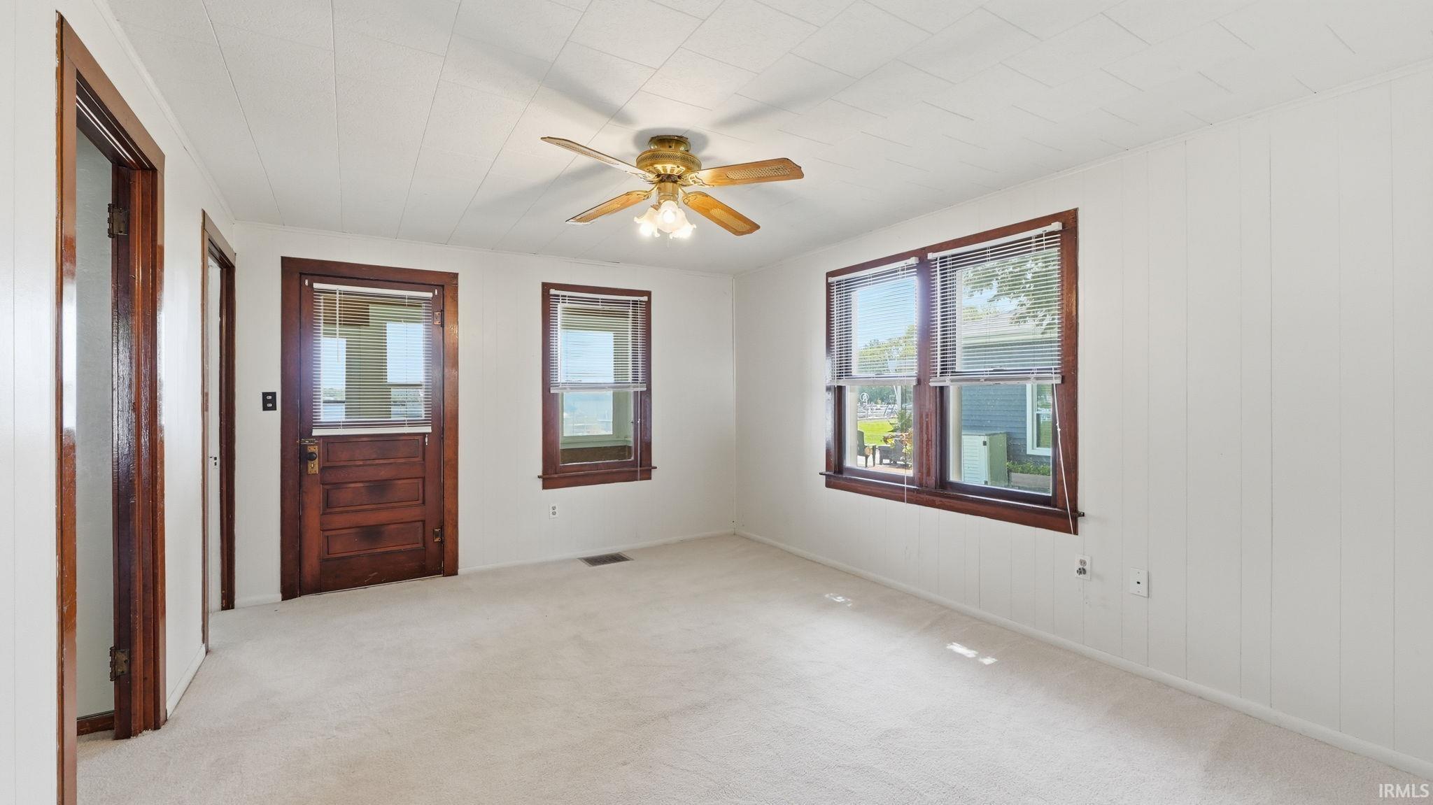 630 E Lakewood Avenue Warsaw IN 46580
