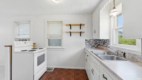630 E Lakewood Avenue Warsaw IN 46580