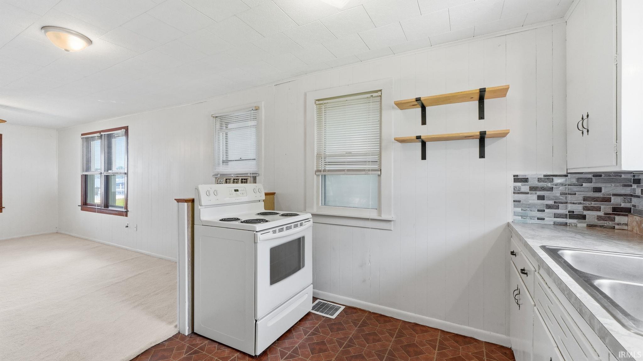 630 E Lakewood Avenue Warsaw IN 46580