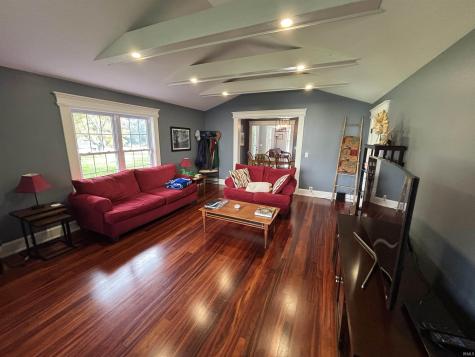 1901 Mcdowell Road Vincennes IN 47591