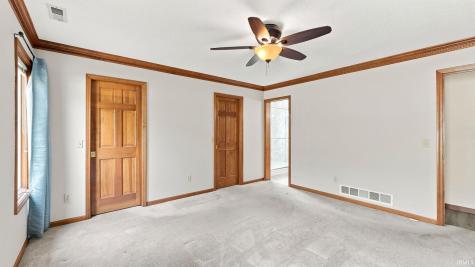 1019 Woodland Springs Place Fort Wayne IN 46825
