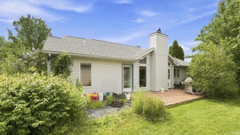 1019 Woodland Springs Place Fort Wayne IN 46825