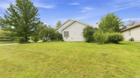 1019 Woodland Springs Place Fort Wayne IN 46825