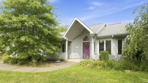 1019 Woodland Springs Place Fort Wayne IN 46825