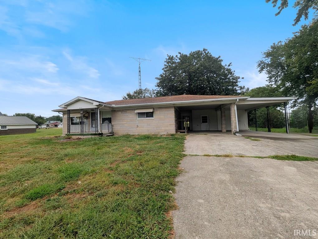 260 W Prairie Street Lyons IN 47443