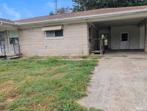 260 W Prairie Street Lyons IN 47443
