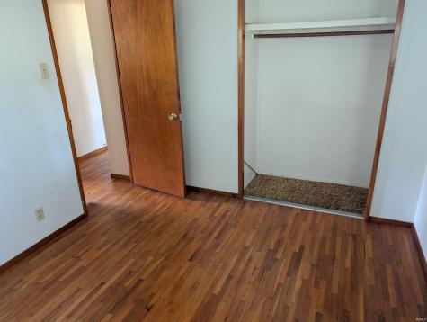 260 W Prairie Street Lyons IN 47443