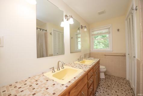 209 E Navajo Street West Lafayette IN 47906