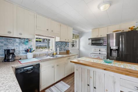 1835 E Bair Road Columbia City IN 46725