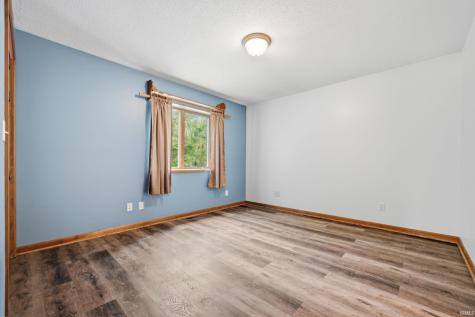 2712 W Mohee Road Hartford City IN 47348