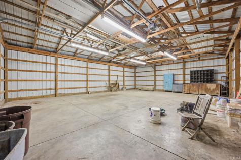 2712 W Mohee Road Hartford City IN 47348