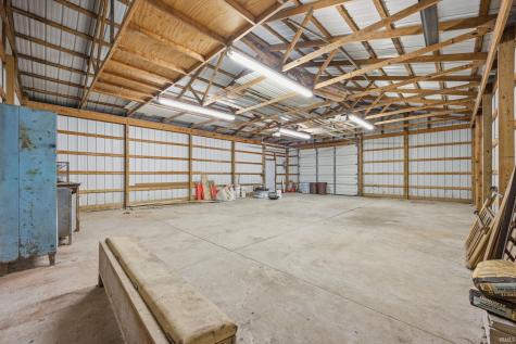 2712 W Mohee Road Hartford City IN 47348