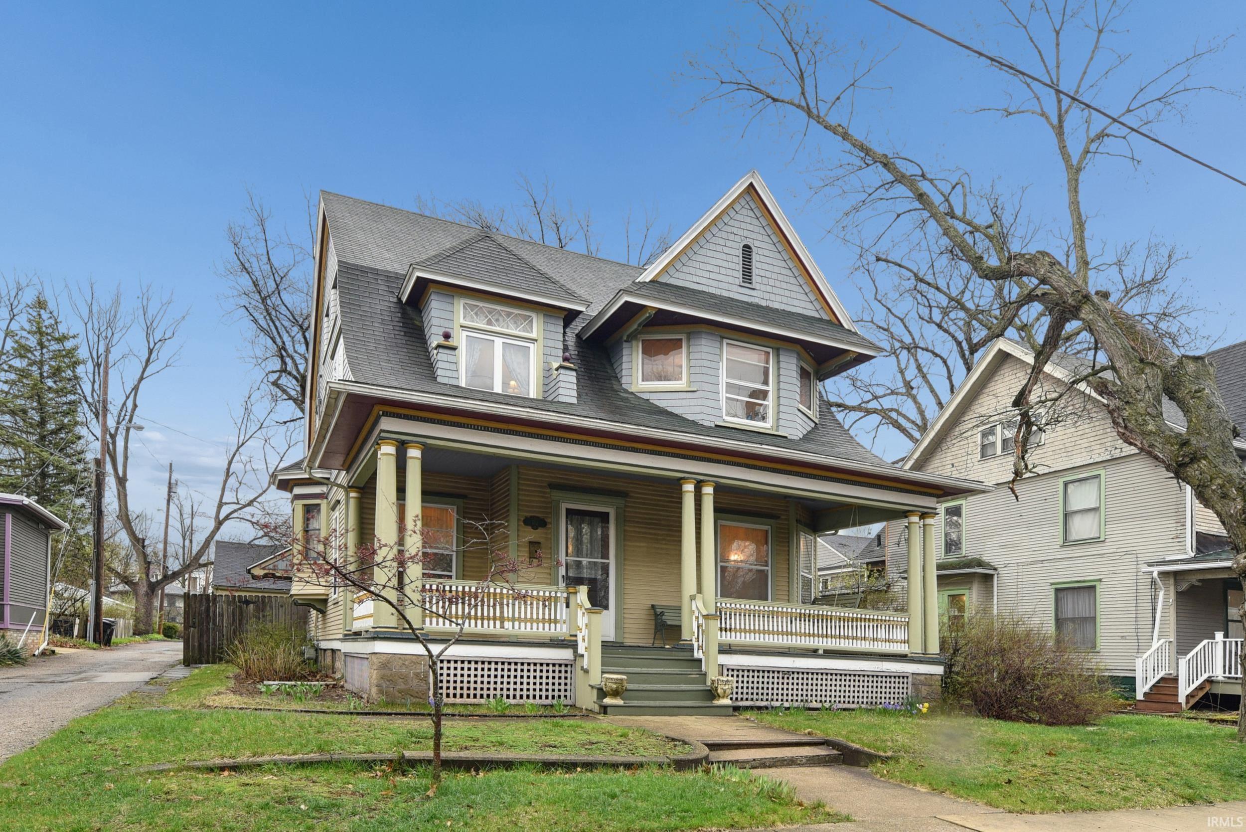 712 Forest Avenue South Bend IN 46616