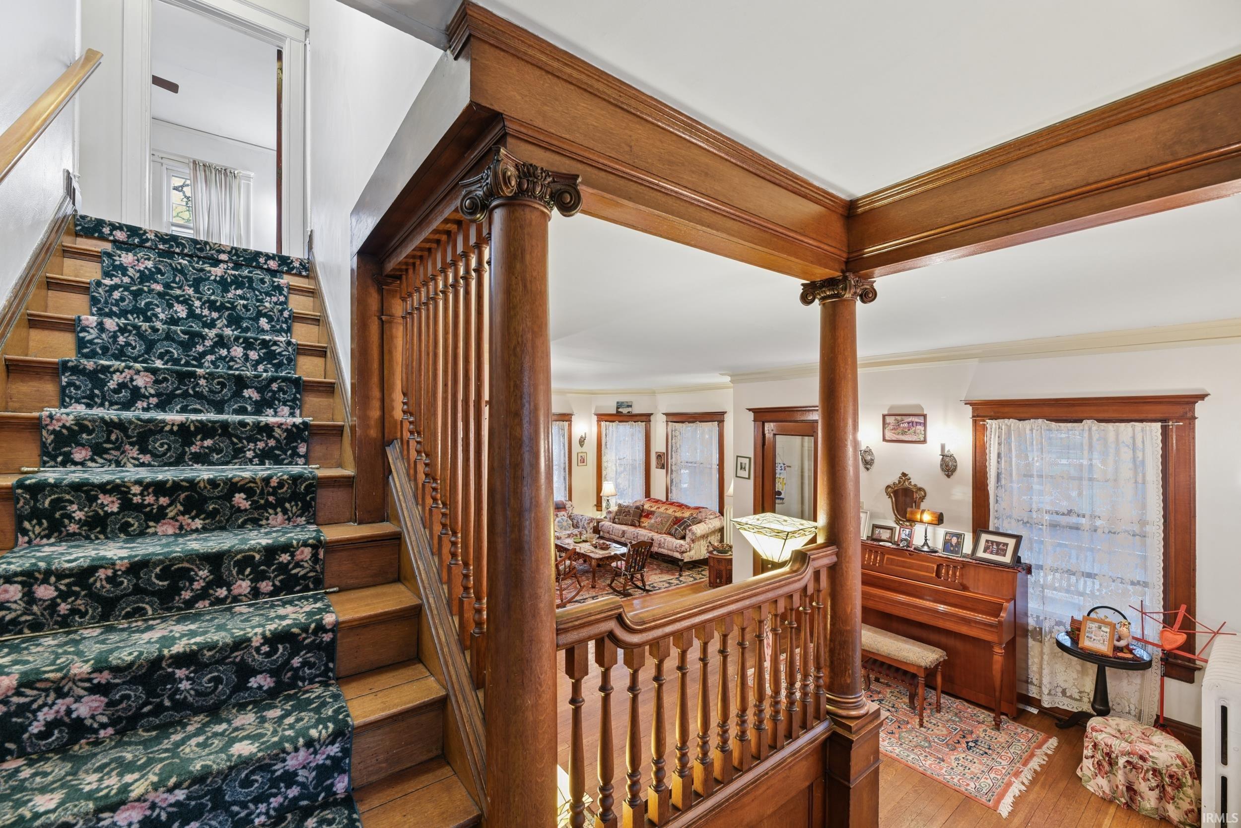 712 Forest Avenue South Bend IN 46616