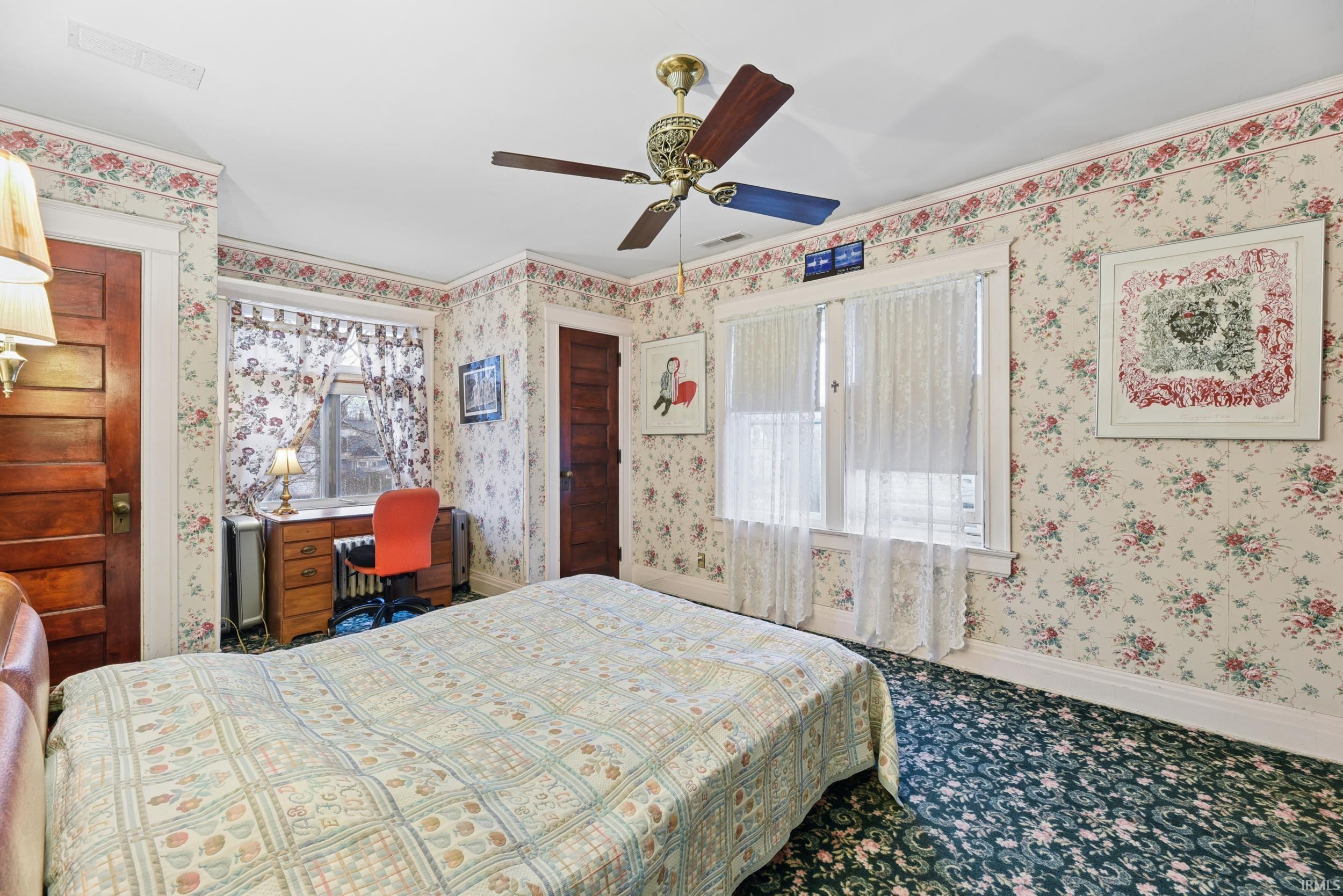712 Forest Avenue South Bend IN 46616