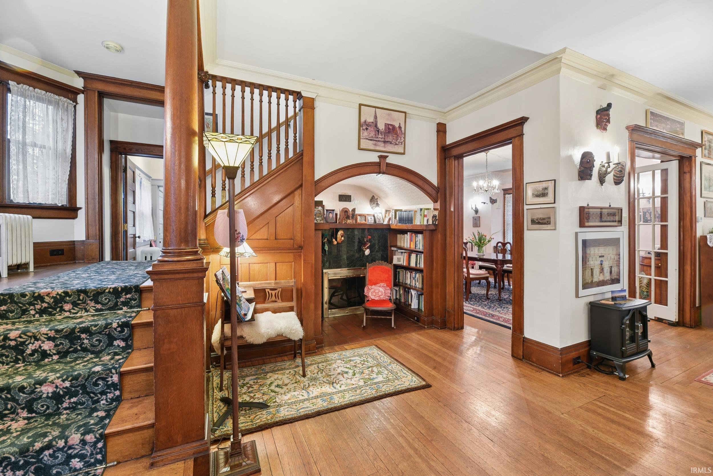 712 Forest Avenue South Bend IN 46616