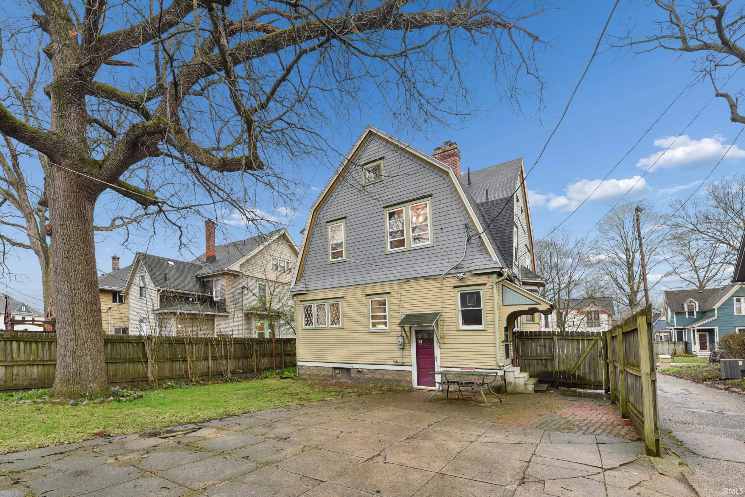 712 Forest Avenue South Bend IN 46616