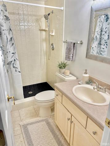 1305 Castle Drive Lafayette IN 47905