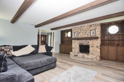 5218 Tomahawk Trail Fort Wayne IN 46804
