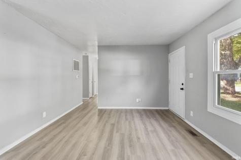4926 S Camden Drive Fort Wayne IN 46825