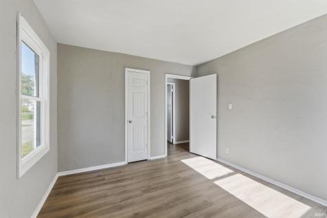 4926 S Camden Drive Fort Wayne IN 46825