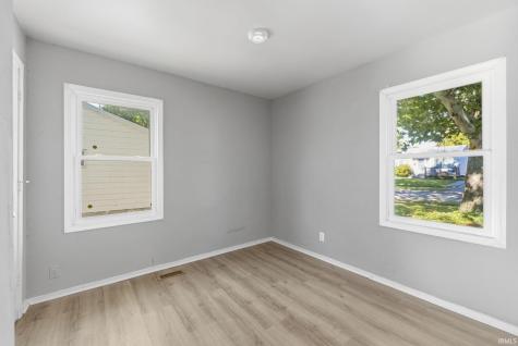 4926 S Camden Drive Fort Wayne IN 46825