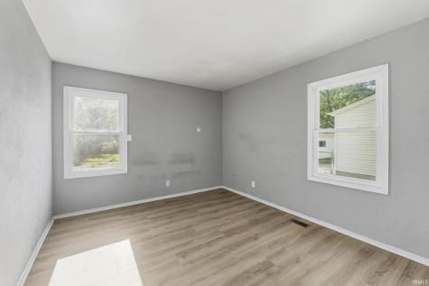 4926 S Camden Drive Fort Wayne IN 46825