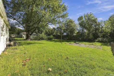 4926 S Camden Drive Fort Wayne IN 46825