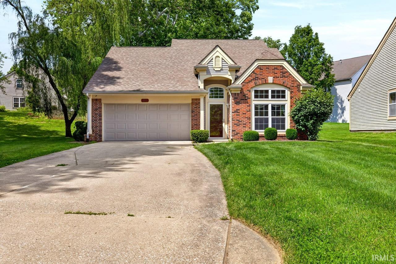 523 E Hickory Stick Drive Bloomington IN 47401