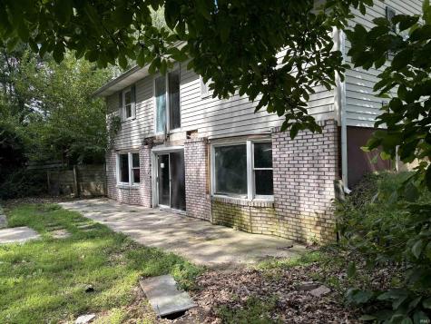 8941 E Nordman Drive Syracuse IN 46567