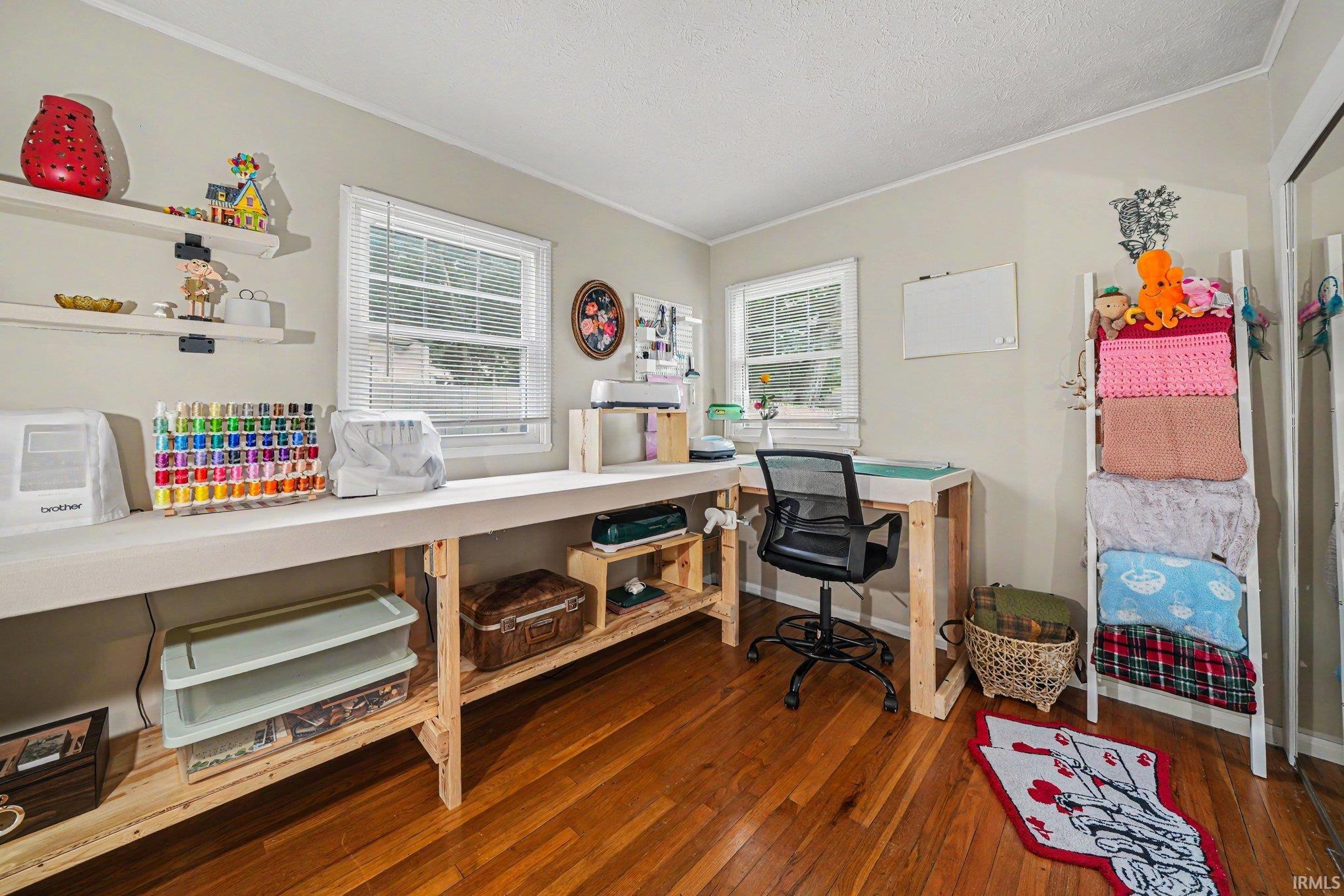 1025 W Battell Street Mishawaka IN 46545