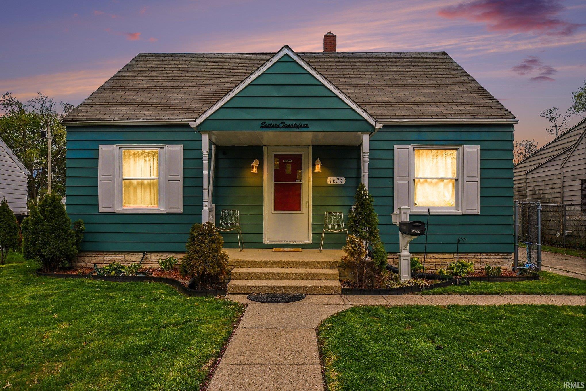 1624 College Street South Bend IN 46628