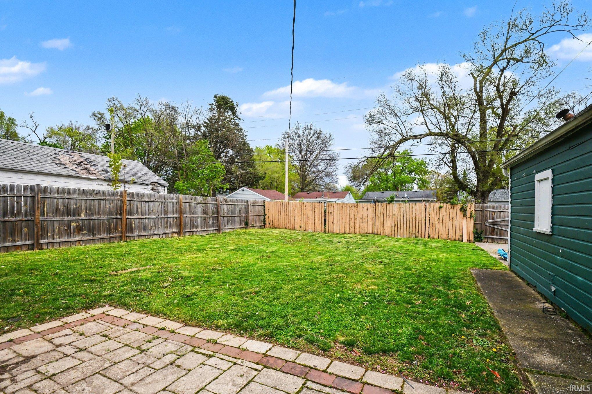 1624 College Street South Bend IN 46628