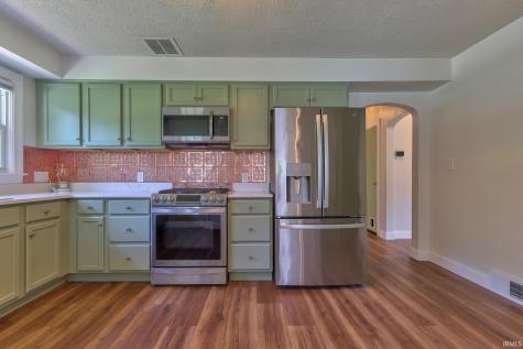 4524 Middle Mount Vernon Road Evansville IN 47712
