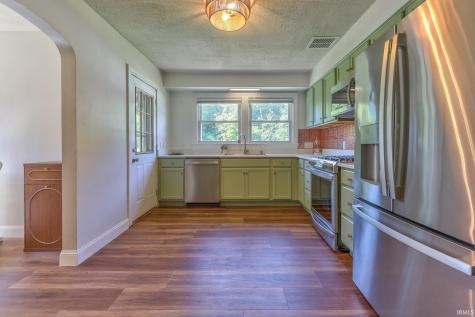 4524 Middle Mount Vernon Road Evansville IN 47712