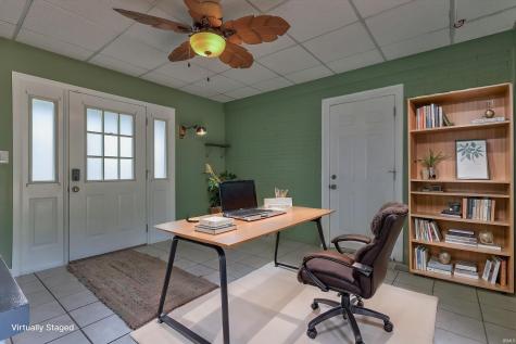 4524 Middle Mount Vernon Road Evansville IN 47712