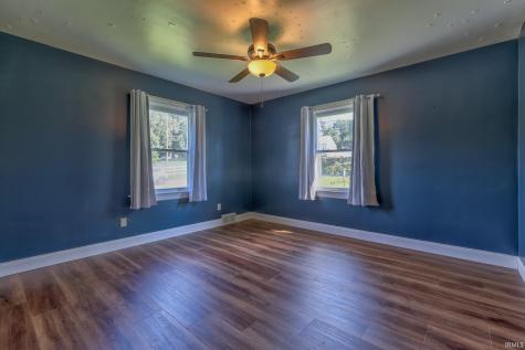 4524 Middle Mount Vernon Road Evansville IN 47712
