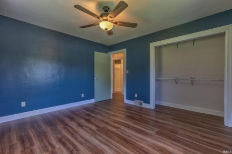 4524 Middle Mount Vernon Road Evansville IN 47712