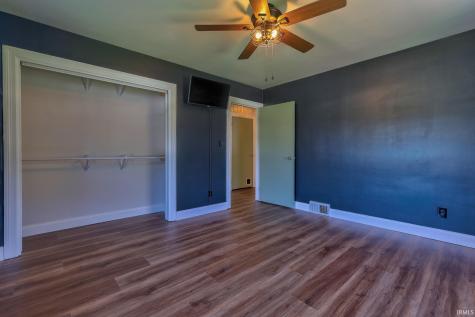 4524 Middle Mount Vernon Road Evansville IN 47712