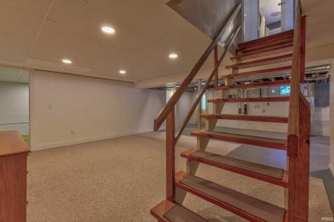 4524 Middle Mount Vernon Road Evansville IN 47712