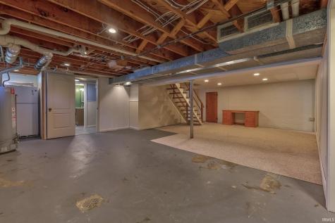 4524 Middle Mount Vernon Road Evansville IN 47712