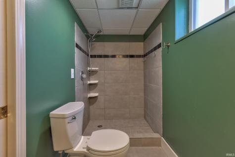 4524 Middle Mount Vernon Road Evansville IN 47712