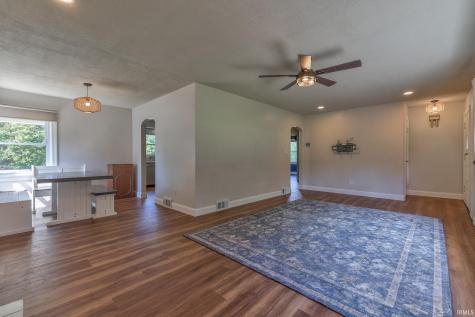 4524 Middle Mount Vernon Road Evansville IN 47712