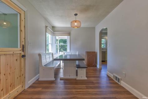 4524 Middle Mount Vernon Road Evansville IN 47712