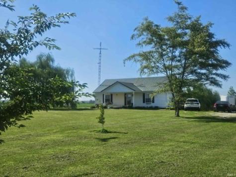 13612 E 800 S Road Loogootee IN 47553