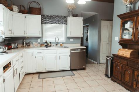 710 W 5th Street Bicknell IN 47512