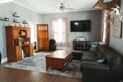 710 W 5th Street Bicknell IN 47512