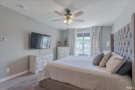 7536 Brady Court Evansville IN 47720