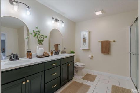 7536 Brady Court Evansville IN 47720