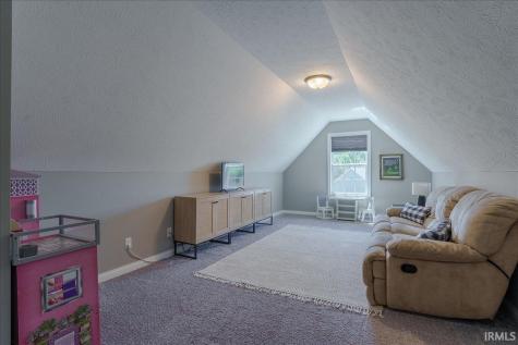 7536 Brady Court Evansville IN 47720